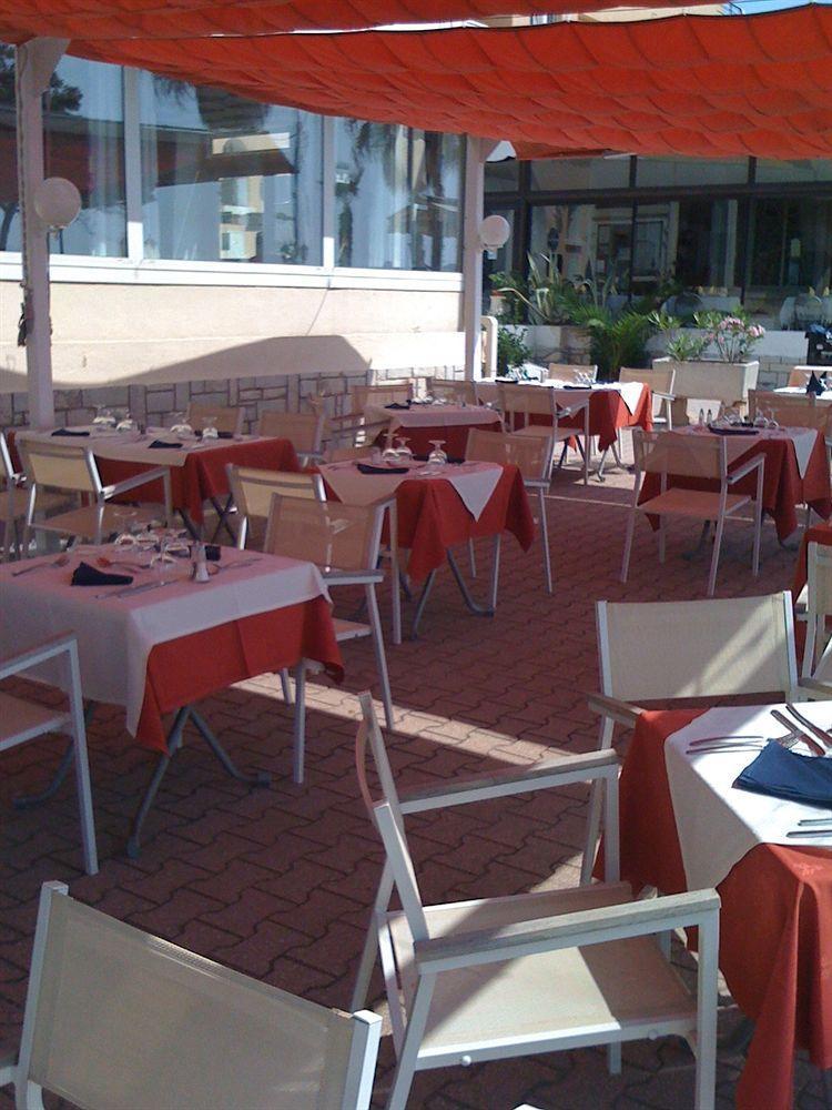Hotel Restaurant Miramar L'Orchidee Ла Сиота Екстериор снимка