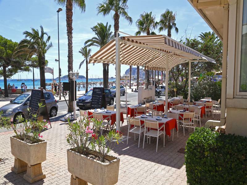 Hotel Restaurant Miramar L'Orchidee Ла Сиота Екстериор снимка